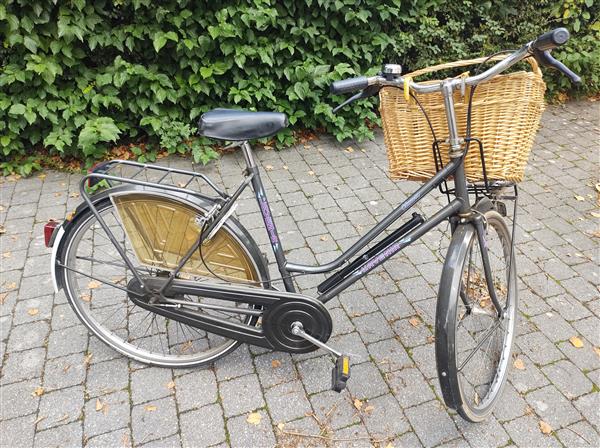 Grote foto damesfiets 26 inch banden fietsen en brommers damesfietsen