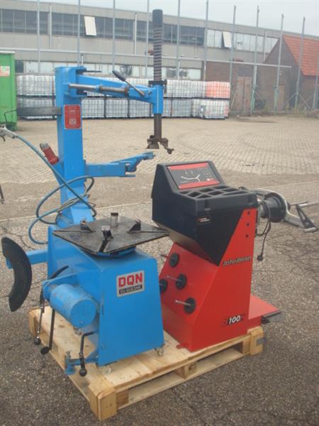 Grote foto banden apparaat du quesne 110 balanceermachine auto diversen gereedschap