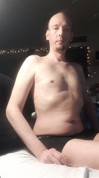 Grote foto man 46 zoekt shemales erotiek man zoekt vrouw