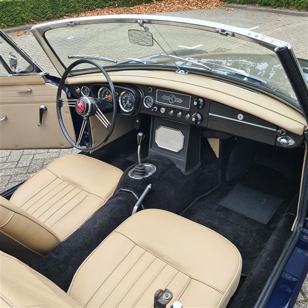 Grote foto mgb blauw 1963 auto mg