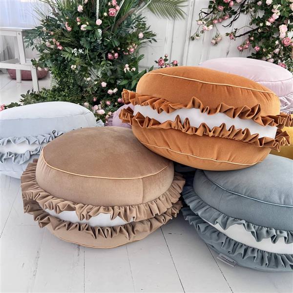 Grote foto velvet poef kussen macaron grijs zacht zitkussen in de vorm van een koekje grijs 50x30cm kinderen en baby complete kinderkamers