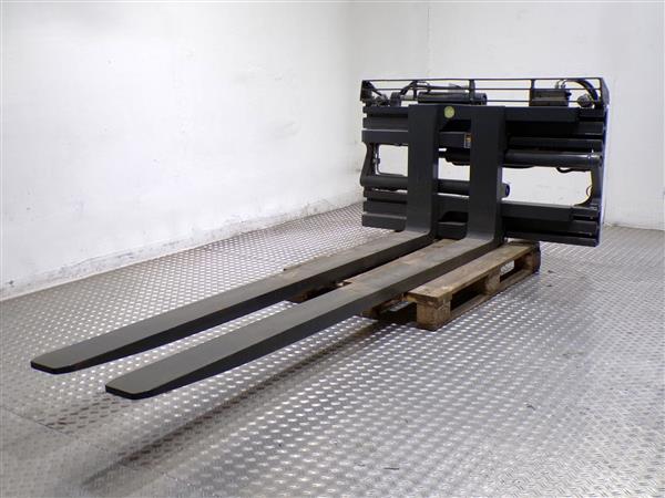 Grote foto durwen vorkenklem agrarisch heftrucks