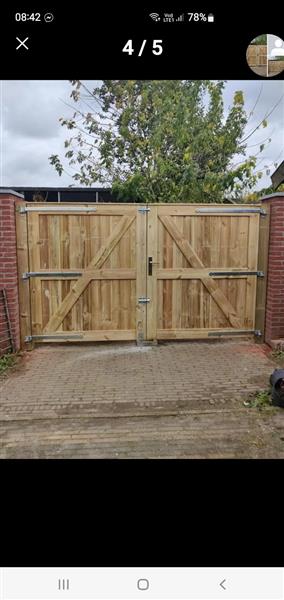 Grote foto tuinpoort tuin en terras hekken en schuttingen