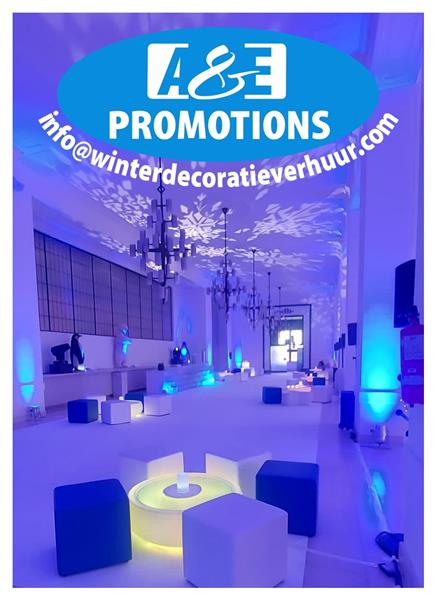 Grote foto blauw witte kerstman huur den haag leiden hobby en vrije tijd evenementen