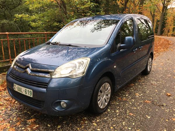 Grote foto gekeurd carpass auto citro n