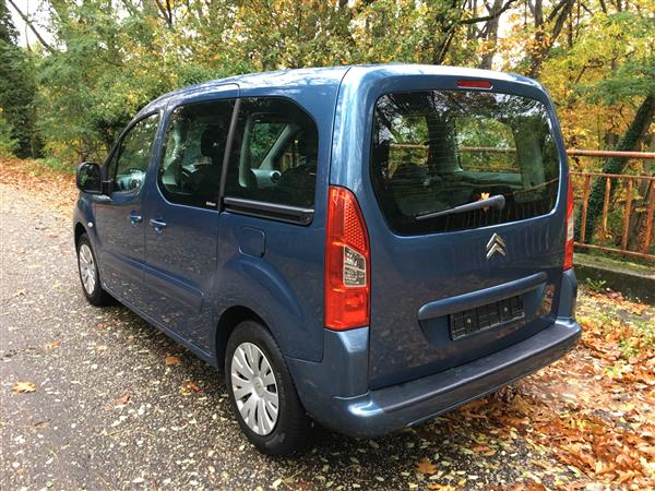 Grote foto gekeurd carpass auto citro n