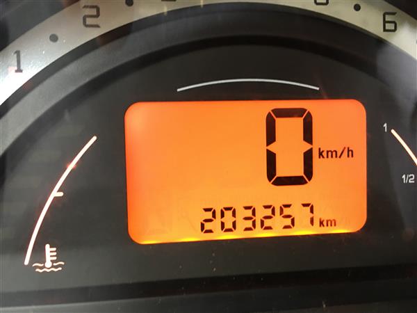 Grote foto gekeurd carpass 1.1i auto citro n