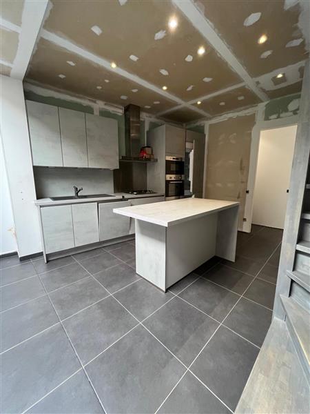 Grote foto betonlookkeuken met eiland. huis en inrichting keukens