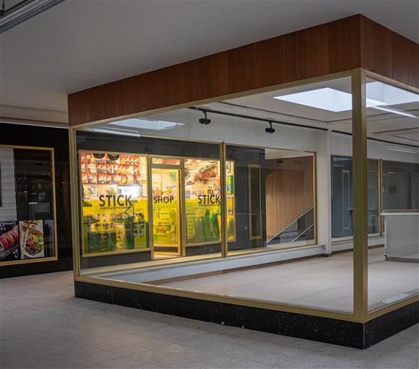 Grote foto winkel in galerij te koop bedrijfspanden beleggingspanden te koop