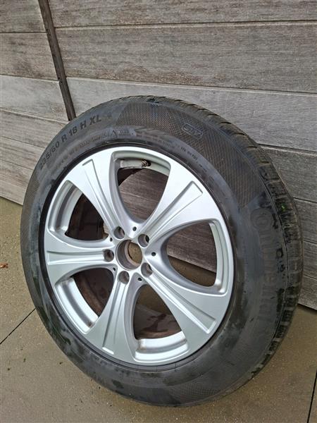 Grote foto 4 winterbanden met velg auto onderdelen banden en velgen