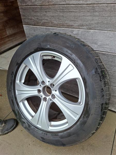 Grote foto 4 winterbanden met velg auto onderdelen banden en velgen