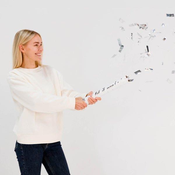 Grote foto zilveren confetti kanon folie 40cm verzamelen overige verzamelingen