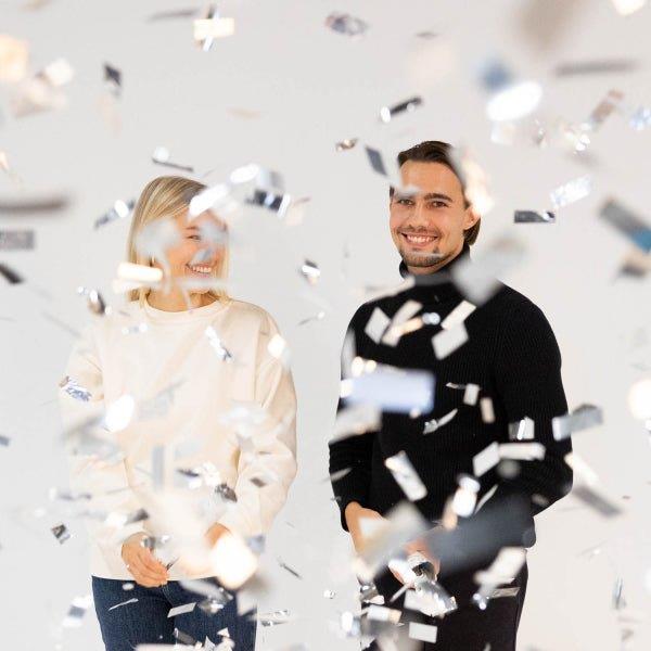 Grote foto zilveren confetti kanon folie 40cm verzamelen overige verzamelingen