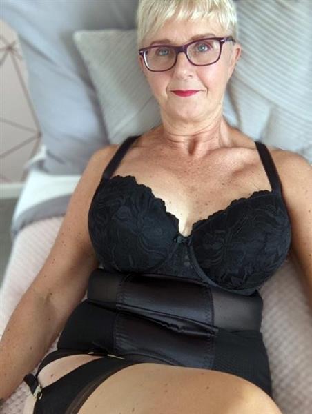 Grote foto welke 18plusser zoekt seks erotiek vrouw zoekt mannelijke sekspartner