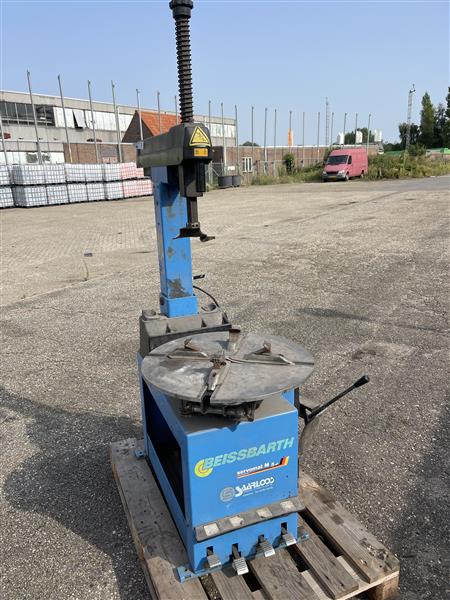 Grote foto banden demontage apparaat beissbarth ms50 auto diversen gereedschap