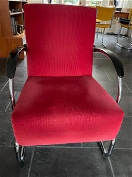 Grote foto gispen design stoel met hocker top design. antiek en kunst stoelen en banken