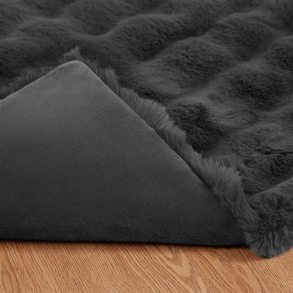 Grote foto vidaxl neppels konijnenbont deken 4 pcs donkergrijs 220 x 240 cm huis en inrichting bedden