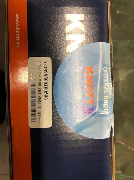 Grote foto machine transporter machinetransporter auto diversen aanhangers