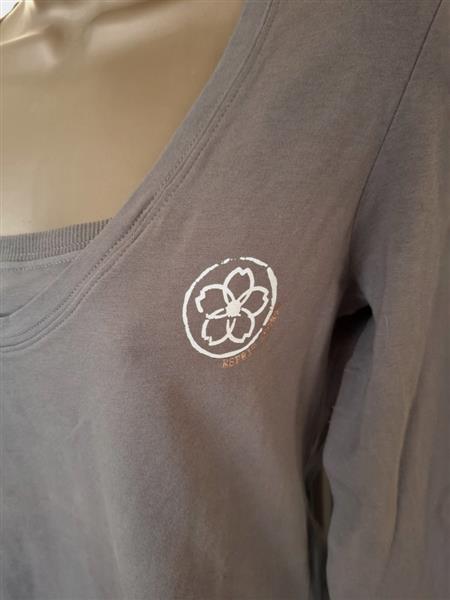 Grote foto taupe kleurige longsleeve van esprit sports 38 40 kleding dames t shirts