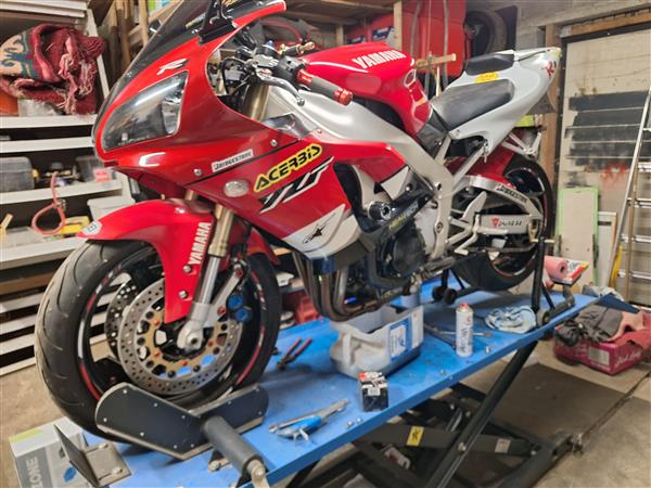 Grote foto yamaha r1 bwj 1999 motoren yamaha