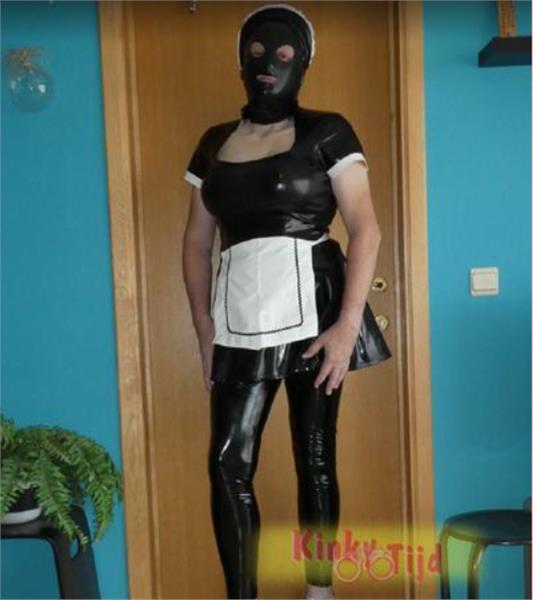 Grote foto larissa crossdress lak slavin french maid erotiek sm contact