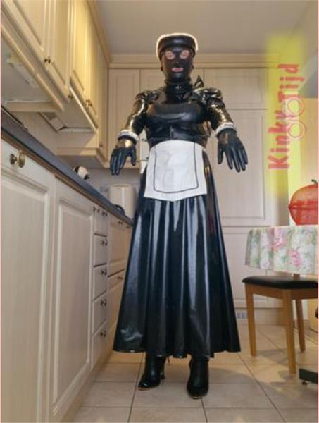 Grote foto larissa crossdress lak slavin french maid erotiek sm contact