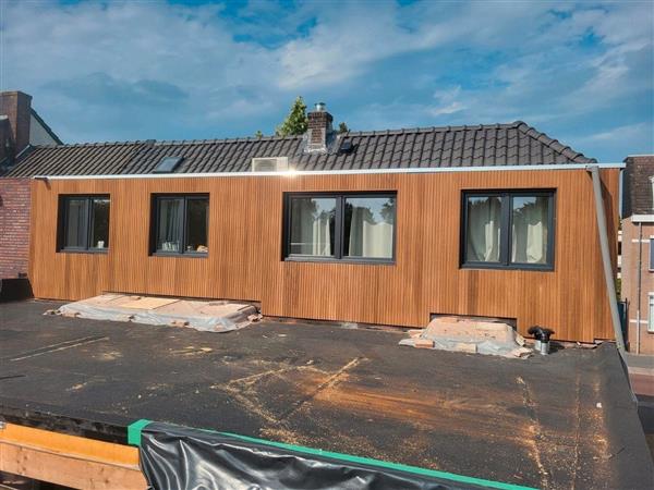 Grote foto trippel ayous thermowood 21mm dik 132mm werkende doe het zelf en verbouw hout en planken