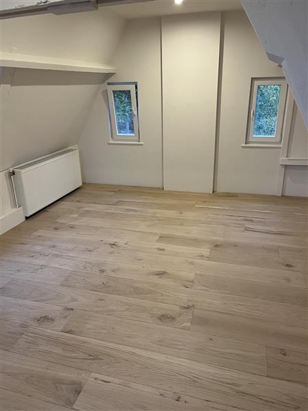 Grote foto een polse bedrijf doen algemene renovatie werken doe het zelf en verbouw overige doe het zelf en verbouw