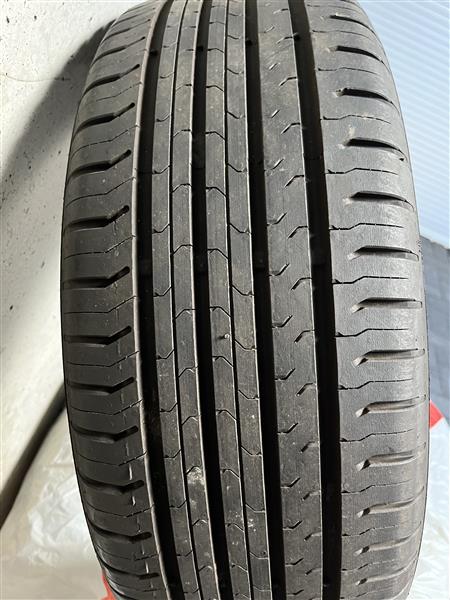 Grote foto banden continental zomerbanden 8mm auto onderdelen banden en velgen