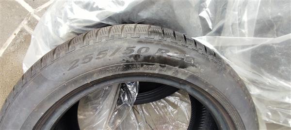 Grote foto ik verkoop autobanden. auto onderdelen banden en velgen