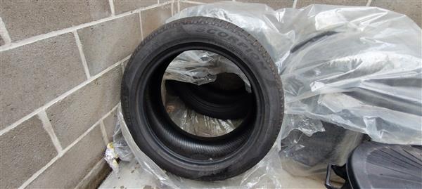 Grote foto ik verkoop autobanden. auto onderdelen banden en velgen