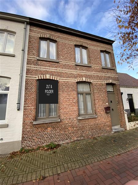 Grote foto woning met ruime garage tuin en oprit te koop huizen en kamers eengezinswoningen