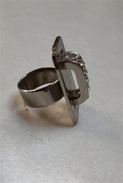 Grote foto mooie unieke ring van lanvin paris sieraden tassen en uiterlijk ringen voor haar