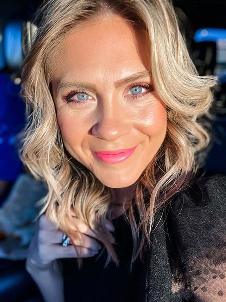 Grote foto goedlachse vrouw zoekt contact contacten en berichten vrouw zoekt man