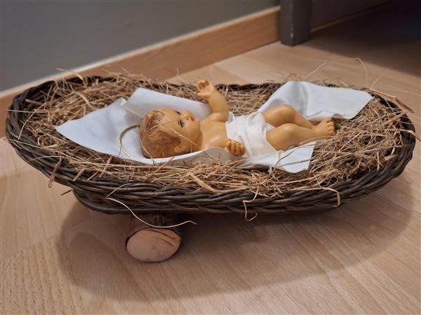 Grote foto wassen beeld kindje jezus in kribbe diversen kerst