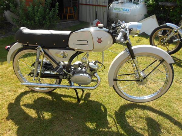 Grote foto flandria fietsen en brommers oldtimers