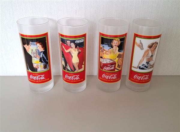 Grote foto 4 vintage grote coca cola glazen met retro print verzamelen glas en borrelglaasjes
