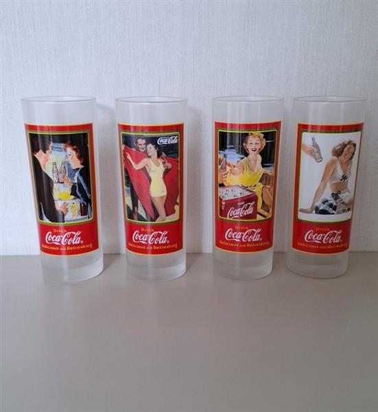 Grote foto 4 vintage grote coca cola glazen met retro print verzamelen glas en borrelglaasjes