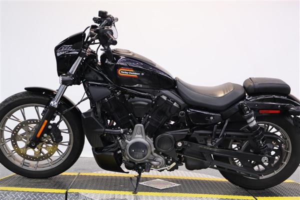 Grote foto 2023 harley davidson nightster special motoren harley davidson