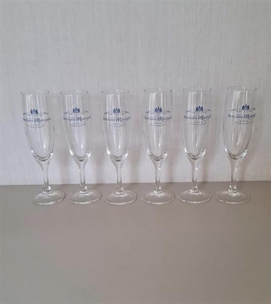 Grote foto 6 vintage bernard massard flute glazen verzamelen glas en borrelglaasjes
