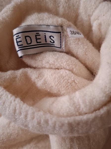 Grote foto roomwitte kabeltrui met korte mouwen merinowol kleding dames truien en vesten