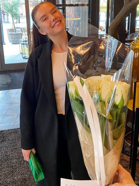 Grote foto ben je een volwassen of ouder man contacten en berichten vrouw zoekt man