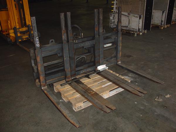 Grote foto kaup vorkenversteller triple agrarisch heftrucks