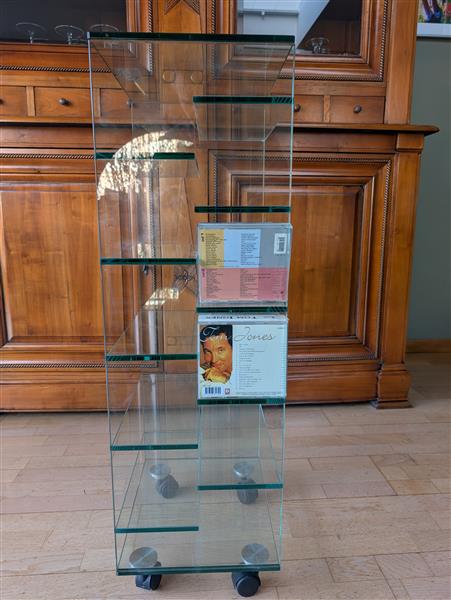 Grote foto stijlvolle etalagekast huis en inrichting vitrinekasten