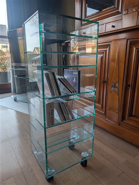 Grote foto stijlvolle etalagekast huis en inrichting vitrinekasten