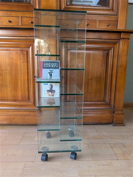 Grote foto stijlvolle etalagekast huis en inrichting vitrinekasten