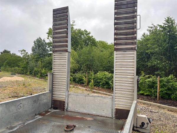 Grote foto aanhangwagen 6t met oprijrampen auto diversen aanhangers