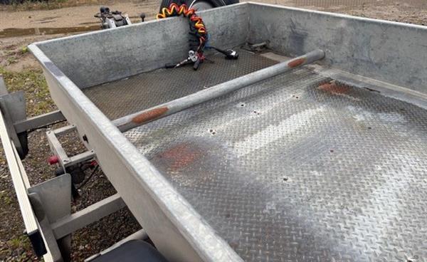 Grote foto aanhangwagen 6t met oprijrampen auto diversen aanhangers