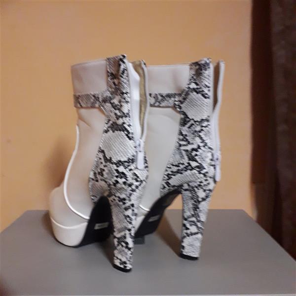 Grote foto enkellaarzen 39 kleding dames schoenen