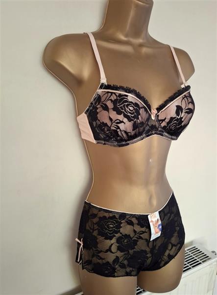 Grote foto chique zwarte voorgevormde bh met hipster 85a kleding dames ondergoed en lingerie